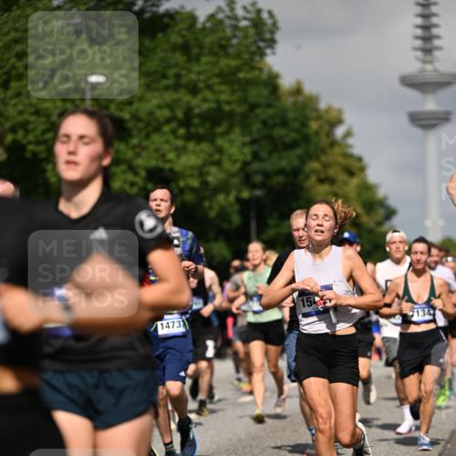 29.06.2025 - hella hamburg halbmarathon Dr. Thomas Lammeyer http://msf.ph/oto/8512837 29.06.2025 10:01:33 Kennedybrücke 1030, 1094, 1193, 1258, 1320, 1321, 1335, 1422, 1870, 2025, 2138, 2252, 2397, 2444, 2855, 2946, 3048, 3058, 3093, 3096, 3698, 3999, 4379, 4986, 5021, 5032, 5633, 5820, 5907, 6374, 6569, 6628, 6720, 6776, 6942, 7134, 7221, 7397, 7478, 7594, 7724, 7742, 7930, 7932, 7952, 7973, 8172, 8176, 8413, 8689, 8973, 9214, 9227, 9739, 9791, 9994, 10133, 10191, 10192, 10215, 10368, 10376, 10860, 11143, 11430 meine-sportfotos.de