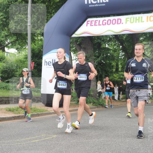 29.06.2025 - hella hamburg halbmarathon KatJ http://msf.ph/oto/8512882 29.06.2025 10:45:03 Zwischen KM18-KM19 1595, 2606, 3251, 4088, 5277, 5341, 6281, 6302 meine-sportfotos.de