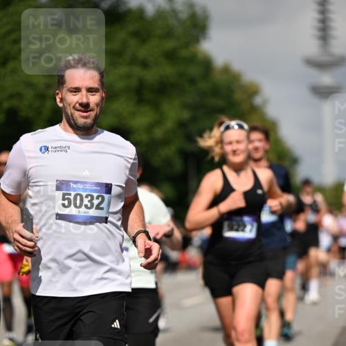 29.06.2025 - hella hamburg halbmarathon Dr. Thomas Lammeyer http://msf.ph/oto/8512996 29.06.2025 10:01:39 Kennedybrücke 1094, 1193, 1258, 1320, 1321, 1335, 1422, 1870, 2138, 2252, 2397, 2444, 2448, 2488, 2946, 3048, 3058, 3096, 3698, 3999, 4379, 4986, 5032, 5633, 5672, 5820, 5907, 6356, 6374, 6569, 6628, 6776, 7134, 7221, 7478, 7594, 7646, 7724, 7742, 7952, 7973, 7976, 8172, 8176, 8413, 8689, 8973, 9145, 9214, 9227, 9739, 9994, 10368, 10376, 10860, 11143, 11430 meine-sportfotos.de
