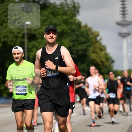 29.06.2025 - hella hamburg halbmarathon Dr. Thomas Lammeyer http://msf.ph/oto/8513221 29.06.2025 10:01:45 Kennedybrücke 1179, 1193, 1258, 1320, 1321, 1335, 1422, 1563, 1870, 2252, 2397, 2448, 2488, 2612, 2636, 2946, 3048, 3058, 3251, 3999, 4379, 4814, 4986, 5032, 5093, 5633, 5672, 6356, 6374, 6569, 6628, 6776, 7134, 7478, 7594, 7646, 7724, 7742, 7952, 7973, 7976, 8176, 8508, 8689, 8973, 9057, 9065, 9145, 9214, 9227, 9656, 9835, 10860, 11208, 11217 meine-sportfotos.de