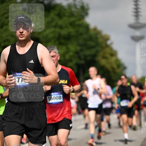 29.06.2025 - hella hamburg halbmarathon Dr. Thomas Lammeyer http://msf.ph/oto/8513245 29.06.2025 10:01:46 Kennedybrücke 1179, 1193, 1258, 1320, 1321, 1335, 1422, 1563, 1870, 2252, 2397, 2448, 2488, 2612, 2636, 2946, 3048, 3058, 3251, 3999, 4379, 4814, 4986, 5032, 5093, 5633, 5672, 6164, 6356, 6374, 6569, 6628, 6776, 7134, 7478, 7594, 7646, 7724, 7742, 7952, 7973, 7976, 8176, 8508, 8689, 8973, 9057, 9065, 9145, 9214, 9227, 9656, 9835, 10860, 11208, 11217 meine-sportfotos.de