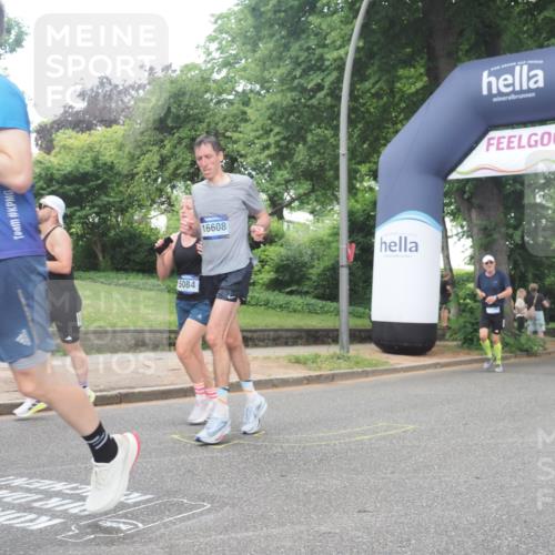 29.06.2025 - hella hamburg halbmarathon KatJ http://msf.ph/oto/8513289 29.06.2025 10:45:21 Zwischen KM18-KM19 1319, 4708, 4767, 5084, 6138, 6147, 7189, 8744 meine-sportfotos.de
