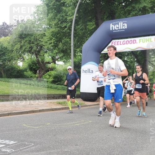 29.06.2025 - hella hamburg halbmarathon KatJ http://msf.ph/oto/8513338 29.06.2025 10:45:23 Zwischen KM18-KM19 1319, 2159, 4708, 4767, 5084, 6138, 6147, 7189 meine-sportfotos.de