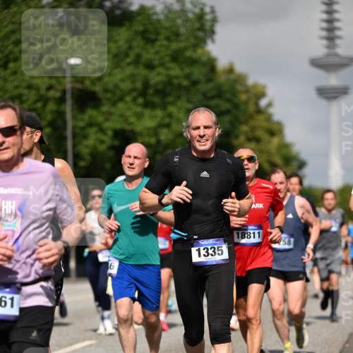 29.06.2025 - hella hamburg halbmarathon Dr. Thomas Lammeyer http://msf.ph/oto/8513390 29.06.2025 10:01:50 Kennedybrücke 1179, 1258, 1320, 1321, 1335, 1563, 1870, 2252, 2397, 2448, 2488, 2612, 2636, 3251, 4379, 4814, 4986, 5032, 5093, 5672, 6164, 6356, 6569, 6628, 6776, 6897, 7409, 7478, 7509, 7594, 7646, 7724, 7952, 7973, 7976, 8176, 8449, 8508, 8689, 8973, 9057, 9065, 9145, 9227, 9656, 9835, 11208, 11217 meine-sportfotos.de