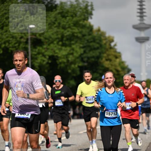 29.06.2025 - hella hamburg halbmarathon Dr. Thomas Lammeyer http://msf.ph/oto/8513636 29.06.2025 10:01:58 Kennedybrücke 1179, 1258, 1335, 1563, 1870, 2070, 2397, 2417, 2448, 2488, 2612, 2636, 2711, 3114, 3251, 4814, 4903, 4986, 5093, 5672, 5775, 5894, 6164, 6356, 6580, 6628, 6897, 7065, 7409, 7509, 7594, 7646, 7724, 7896, 7976, 8176, 8449, 8508, 8590, 8689, 9012, 9057, 9065, 9145, 9562, 9656, 9835, 11208, 11217, 11310, 11416 meine-sportfotos.de