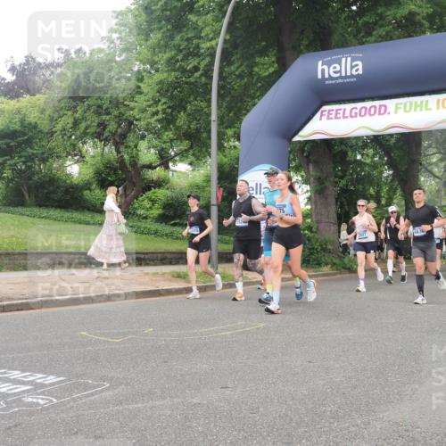 29.06.2025 - hella hamburg halbmarathon KatJ http://msf.ph/oto/8513638 29.06.2025 10:45:34 Zwischen KM18-KM19 1946, 1951, 2027, 4796, 5675, 6636, 7138 meine-sportfotos.de