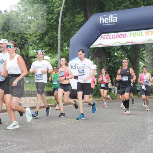 29.06.2025 - hella hamburg halbmarathon KatJ http://msf.ph/oto/8513729 29.06.2025 10:45:38 Zwischen KM18-KM19 1642, 2027, 2584, 2759, 2855, 3114, 4550, 5675, 6636, 6860, 7138, 8392 meine-sportfotos.de
