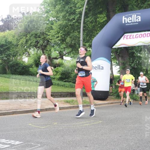 29.06.2025 - hella hamburg halbmarathon KatJ http://msf.ph/oto/8513873 29.06.2025 10:45:45 Zwischen KM18-KM19 2348, 2584, 2619, 2677, 2759, 2855, 3114, 4550, 6860, 8392 meine-sportfotos.de