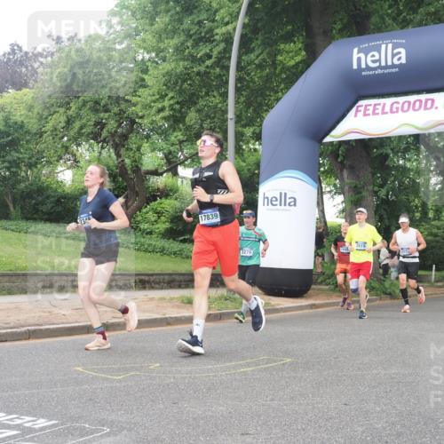 29.06.2025 - hella hamburg halbmarathon KatJ http://msf.ph/oto/8513880 29.06.2025 10:45:45 Zwischen KM18-KM19 2348, 2584, 2619, 2677, 2759, 2855, 3114, 4550, 6860, 8392 meine-sportfotos.de