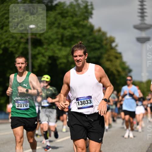 29.06.2025 - hella hamburg halbmarathon Dr. Thomas Lammeyer http://msf.ph/oto/8513934 29.06.2025 10:02:08 Kennedybrücke 1034, 1179, 1563, 1815, 2029, 2070, 2417, 2488, 2612, 2636, 2711, 3041, 3114, 3251, 4814, 4903, 5093, 5259, 5305, 5378, 5775, 5894, 6164, 6272, 6580, 6754, 6897, 7065, 7409, 7509, 7856, 7896, 7976, 8311, 8449, 8508, 8590, 8825, 9012, 9057, 9065, 9562, 9656, 9835, 11208, 11214, 11217, 11310, 11416 meine-sportfotos.de