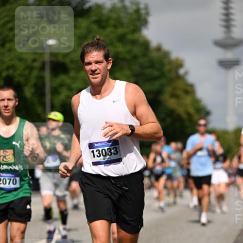 29.06.2025 - hella hamburg halbmarathon Dr. Thomas Lammeyer http://msf.ph/oto/8513948 29.06.2025 10:02:08 Kennedybrücke 1034, 1179, 1563, 1815, 2029, 2070, 2417, 2488, 2612, 2636, 2711, 3041, 3114, 3251, 4814, 4903, 5093, 5259, 5305, 5378, 5775, 5894, 6164, 6272, 6580, 6754, 6897, 7065, 7409, 7509, 7856, 7896, 7976, 8311, 8449, 8508, 8590, 8825, 9012, 9057, 9065, 9562, 9656, 9835, 11208, 11214, 11217, 11310, 11416 meine-sportfotos.de