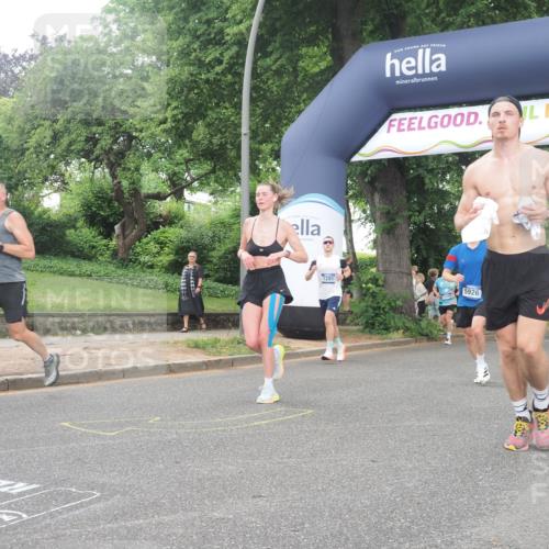 29.06.2025 - hella hamburg halbmarathon KatJ http://msf.ph/oto/8513949 29.06.2025 10:45:50 Zwischen KM18-KM19 2348, 2619, 3279, 5926, 6202 meine-sportfotos.de