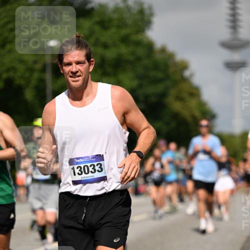29.06.2025 - hella hamburg halbmarathon Dr. Thomas Lammeyer http://msf.ph/oto/8513956 29.06.2025 10:02:08 Kennedybrücke 1034, 1179, 1563, 1815, 2029, 2070, 2417, 2488, 2612, 2636, 2711, 3041, 3114, 3251, 4814, 4903, 5093, 5259, 5305, 5378, 5775, 5894, 6164, 6272, 6580, 6754, 6897, 7065, 7409, 7509, 7856, 7896, 7976, 8311, 8449, 8508, 8590, 8825, 9012, 9057, 9065, 9562, 9656, 9835, 11208, 11214, 11217, 11310, 11416 meine-sportfotos.de