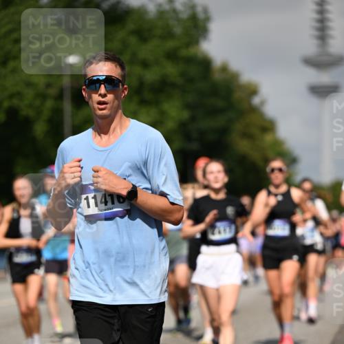 29.06.2025 - hella hamburg halbmarathon Dr. Thomas Lammeyer http://msf.ph/oto/8514070 29.06.2025 10:02:13 Kennedybrücke 1034, 1285, 1815, 2029, 2034, 2070, 2417, 2711, 3041, 3114, 3251, 3819, 4903, 5093, 5259, 5305, 5378, 5721, 5775, 5894, 6164, 6272, 6580, 6754, 6897, 7065, 7409, 7509, 7856, 7896, 8311, 8449, 8508, 8590, 8825, 9012, 9057, 9562, 9656, 10084, 11208, 11214, 11217, 11310, 11416 meine-sportfotos.de