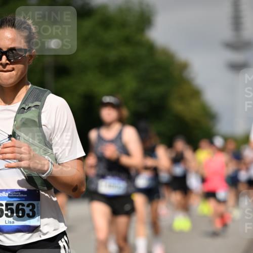 29.06.2025 - hella hamburg halbmarathon Dr. Thomas Lammeyer http://msf.ph/oto/8514243 29.06.2025 10:02:19 Kennedybrücke 1034, 1285, 1727, 1815, 2029, 2034, 2070, 2417, 2518, 2656, 2711, 2883, 3041, 3114, 3819, 3859, 4167, 4903, 5077, 5259, 5305, 5378, 5721, 5775, 5894, 6272, 6433, 6580, 6754, 6877, 6897, 7065, 7369, 7509, 7732, 7856, 7896, 8311, 8393, 8449, 8590, 8825, 9012, 9562, 9770, 10084, 11214, 11310, 11416 meine-sportfotos.de