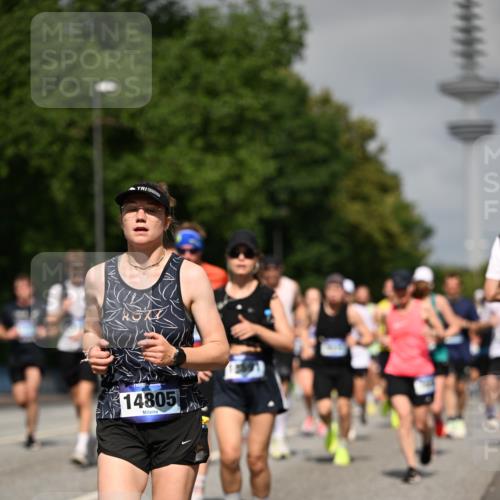 29.06.2025 - hella hamburg halbmarathon Dr. Thomas Lammeyer http://msf.ph/oto/8514263 29.06.2025 10:02:20 Kennedybrücke 1034, 1285, 1727, 1815, 2029, 2034, 2070, 2417, 2518, 2656, 2711, 2883, 3041, 3114, 3819, 3859, 4167, 4903, 5077, 5259, 5305, 5378, 5721, 5775, 5894, 6272, 6433, 6580, 6592, 6754, 6877, 7065, 7369, 7509, 7732, 7856, 7896, 8311, 8393, 8449, 8590, 8825, 9012, 9562, 9770, 10084, 11214, 11310, 11416 meine-sportfotos.de