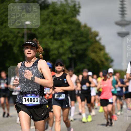 29.06.2025 - hella hamburg halbmarathon Dr. Thomas Lammeyer http://msf.ph/oto/8514267 29.06.2025 10:02:20 Kennedybrücke 1034, 1285, 1727, 1815, 2029, 2034, 2070, 2417, 2518, 2656, 2711, 2883, 3041, 3114, 3819, 3859, 4167, 4903, 5077, 5259, 5305, 5378, 5721, 5775, 5894, 6272, 6433, 6580, 6592, 6754, 6877, 7065, 7369, 7509, 7732, 7856, 7896, 8311, 8393, 8449, 8590, 8825, 9012, 9562, 9770, 10084, 11214, 11310, 11416 meine-sportfotos.de