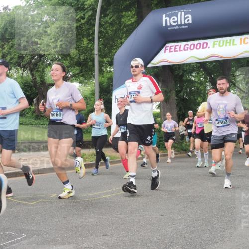 29.06.2025 - hella hamburg halbmarathon KatJ http://msf.ph/oto/8514373 29.06.2025 10:46:07 Zwischen KM18-KM19 3181, 3425, 3983, 4502, 6208, 6997, 7259, 7287, 8089 meine-sportfotos.de