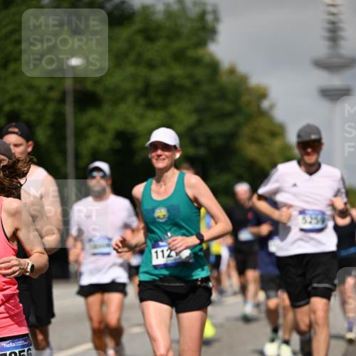 29.06.2025 - hella hamburg halbmarathon Dr. Thomas Lammeyer http://msf.ph/oto/8514405 29.06.2025 10:02:24 Kennedybrücke 1034, 1285, 1727, 1815, 2029, 2034, 2417, 2518, 2656, 2711, 2883, 3041, 3114, 3334, 3819, 3859, 3952, 4152, 4167, 4903, 5077, 5259, 5305, 5378, 5721, 5775, 5894, 6272, 6433, 6580, 6592, 6657, 6754, 6759, 6877, 7369, 7732, 7856, 7896, 8311, 8393, 8825, 9012, 9562, 9770, 10084, 10724, 11214, 11416 meine-sportfotos.de