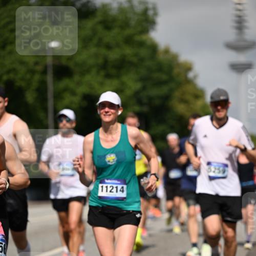 29.06.2025 - hella hamburg halbmarathon Dr. Thomas Lammeyer http://msf.ph/oto/8514411 29.06.2025 10:02:24 Kennedybrücke 1034, 1285, 1727, 1815, 2029, 2034, 2417, 2518, 2656, 2711, 2883, 3041, 3114, 3334, 3819, 3859, 3952, 4152, 4167, 4903, 5077, 5259, 5305, 5378, 5721, 5775, 5894, 6272, 6433, 6580, 6592, 6657, 6754, 6759, 6877, 7369, 7732, 7856, 7896, 8311, 8393, 8825, 9012, 9562, 9770, 10084, 10724, 11214, 11416 meine-sportfotos.de