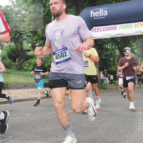 29.06.2025 - hella hamburg halbmarathon KatJ http://msf.ph/oto/8514415 29.06.2025 10:46:08 Zwischen KM18-KM19 3181, 3425, 3983, 4502, 6208, 6997, 7287, 8089 meine-sportfotos.de