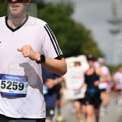 29.06.2025 - hella hamburg halbmarathon Dr. Thomas Lammeyer http://msf.ph/oto/8514493 29.06.2025 10:02:26 Kennedybrücke 1034, 1285, 1727, 1815, 2029, 2034, 2417, 2518, 2656, 2711, 2883, 3041, 3114, 3334, 3819, 3859, 3952, 4152, 4167, 4903, 5077, 5259, 5305, 5378, 5721, 5775, 5894, 6272, 6433, 6580, 6592, 6657, 6754, 6759, 6877, 7369, 7732, 7856, 8311, 8393, 8825, 9012, 9562, 9770, 10084, 10724, 11214 meine-sportfotos.de