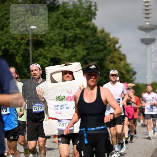 29.06.2025 - hella hamburg halbmarathon Dr. Thomas Lammeyer http://msf.ph/oto/8514511 29.06.2025 10:02:28 Kennedybrücke 1034, 1285, 1410, 1727, 1815, 2029, 2034, 2518, 2656, 2883, 3041, 3114, 3334, 3819, 3859, 3952, 4152, 4167, 5077, 5259, 5305, 5378, 5721, 6272, 6294, 6433, 6592, 6657, 6754, 6759, 6877, 7369, 7732, 7856, 8311, 8393, 8825, 9012, 9562, 9770, 10084, 10724, 11214 meine-sportfotos.de