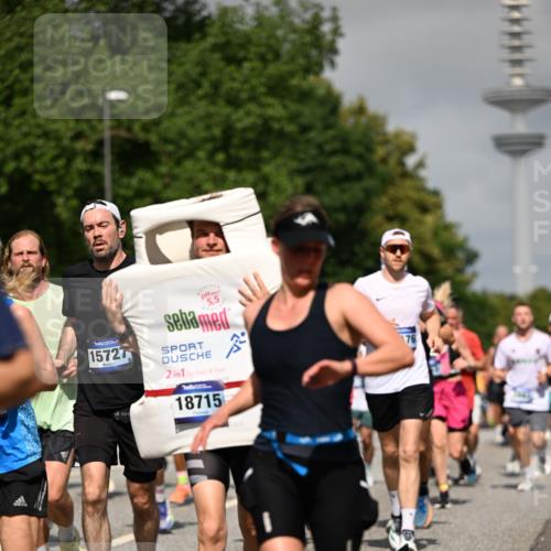 29.06.2025 - hella hamburg halbmarathon Dr. Thomas Lammeyer http://msf.ph/oto/8514515 29.06.2025 10:02:28 Kennedybrücke 1034, 1285, 1410, 1727, 1815, 2029, 2034, 2518, 2656, 2883, 3041, 3114, 3334, 3819, 3859, 3952, 4152, 4167, 5077, 5259, 5305, 5378, 5721, 6272, 6294, 6433, 6592, 6657, 6754, 6759, 6877, 7369, 7732, 7856, 8311, 8393, 8825, 9012, 9562, 9770, 10084, 10724, 11214 meine-sportfotos.de