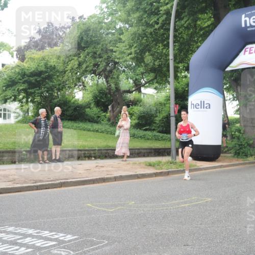29.06.2025 - hella hamburg halbmarathon KatJ http://msf.ph/oto/8514530 29.06.2025 10:46:12 Zwischen KM18-KM19 3425, 3983, 4502, 6997, 7065, 8585 meine-sportfotos.de