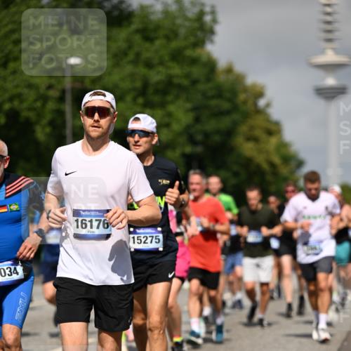 29.06.2025 - hella hamburg halbmarathon Dr. Thomas Lammeyer http://msf.ph/oto/8514612 29.06.2025 10:02:30 Kennedybrücke 1034, 1285, 1410, 1727, 2029, 2034, 2518, 2656, 2883, 3041, 3334, 3819, 3859, 3952, 4152, 4167, 5077, 5259, 5305, 5378, 5721, 6272, 6294, 6433, 6592, 6657, 6754, 6759, 6877, 7369, 7732, 7856, 8311, 8393, 8825, 9770, 10084, 10724, 11214 meine-sportfotos.de