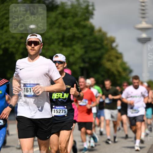 29.06.2025 - hella hamburg halbmarathon Dr. Thomas Lammeyer http://msf.ph/oto/8514622 29.06.2025 10:02:30 Kennedybrücke 1034, 1285, 1410, 1727, 2029, 2034, 2518, 2656, 2883, 3041, 3334, 3819, 3859, 3952, 4152, 4167, 5077, 5259, 5305, 5378, 5721, 6272, 6294, 6433, 6592, 6657, 6754, 6759, 6877, 7369, 7732, 7856, 8311, 8393, 8825, 9770, 10084, 10724, 11214 meine-sportfotos.de