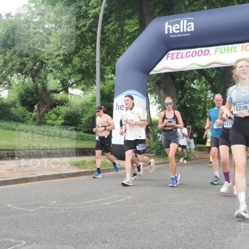 29.06.2025 - hella hamburg halbmarathon KatJ http://msf.ph/oto/8514627 29.06.2025 10:46:15 Zwischen KM18-KM19 2780, 6220, 7065, 8585 meine-sportfotos.de