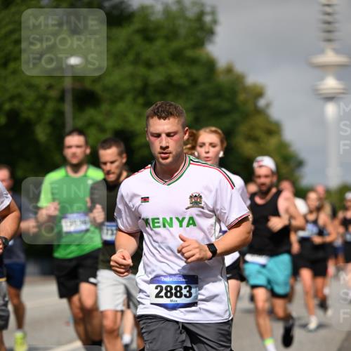 29.06.2025 - hella hamburg halbmarathon Dr. Thomas Lammeyer http://msf.ph/oto/8514754 29.06.2025 10:02:34 Kennedybrücke 1034, 1285, 1410, 1727, 1946, 1951, 2029, 2034, 2518, 2656, 2840, 2883, 3091, 3097, 3334, 3819, 3859, 3952, 4152, 4167, 5077, 5084, 5259, 5305, 5721, 6294, 6433, 6592, 6629, 6657, 6754, 6759, 6877, 7082, 7369, 7716, 7732, 7856, 8393, 8825, 9727, 9770, 10084, 10724, 11212, 11214 meine-sportfotos.de