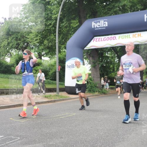29.06.2025 - hella hamburg halbmarathon KatJ http://msf.ph/oto/8514823 29.06.2025 10:46:24 Zwischen KM18-KM19 4986, 7031, 7223, 7824, 8030, 8509 meine-sportfotos.de