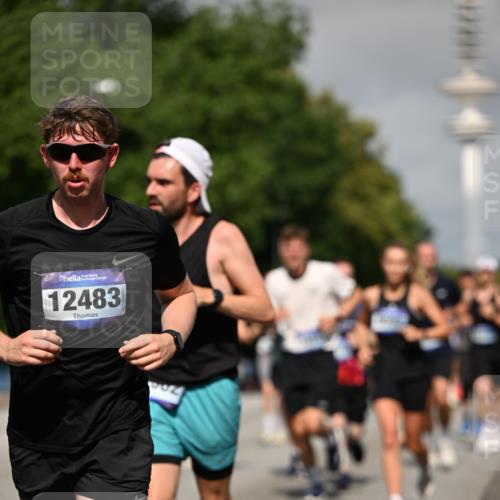 29.06.2025 - hella hamburg halbmarathon Dr. Thomas Lammeyer http://msf.ph/oto/8514832 29.06.2025 10:02:36 Kennedybrücke 1034, 1285, 1410, 1727, 1946, 1951, 2034, 2518, 2656, 2840, 2883, 3091, 3097, 3334, 3819, 3859, 3952, 4152, 4167, 5077, 5084, 5259, 5721, 6294, 6433, 6592, 6629, 6657, 6754, 6759, 6877, 7082, 7232, 7369, 7716, 7732, 7856, 8068, 8393, 8639, 8825, 9727, 9770, 10084, 10724, 11212 meine-sportfotos.de