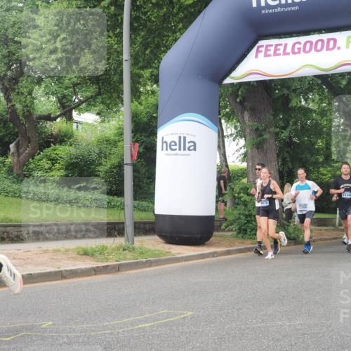 29.06.2025 - hella hamburg halbmarathon KatJ http://msf.ph/oto/8514873 29.06.2025 10:46:27 Zwischen KM18-KM19 6470, 7031, 7223, 7824, 8509 meine-sportfotos.de