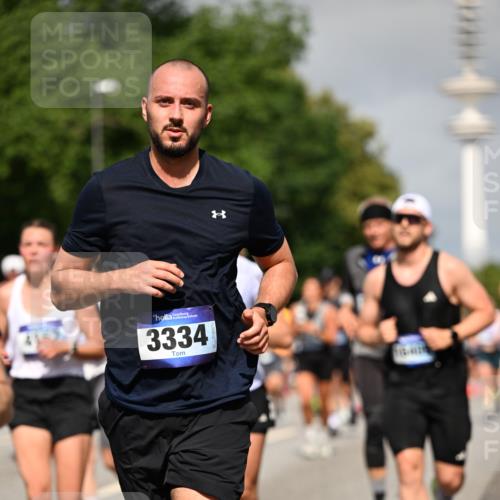 29.06.2025 - hella hamburg halbmarathon Dr. Thomas Lammeyer http://msf.ph/oto/8514968 29.06.2025 10:02:40 Kennedybrücke 1190, 1285, 1410, 1485, 1727, 1946, 1951, 2034, 2518, 2656, 2840, 2883, 2907, 3037, 3091, 3097, 3334, 3715, 3859, 3952, 4152, 4167, 5077, 5084, 5721, 6294, 6433, 6592, 6629, 6657, 6759, 6877, 7082, 7232, 7369, 7716, 7732, 8068, 8322, 8393, 8639, 8721, 9727, 9770, 10724, 11212 meine-sportfotos.de