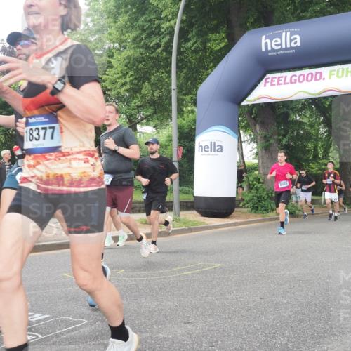 29.06.2025 - hella hamburg halbmarathon KatJ http://msf.ph/oto/8514993 29.06.2025 10:46:32 Zwischen KM18-KM19 4238, 6033, 6438, 6470, 8326 meine-sportfotos.de