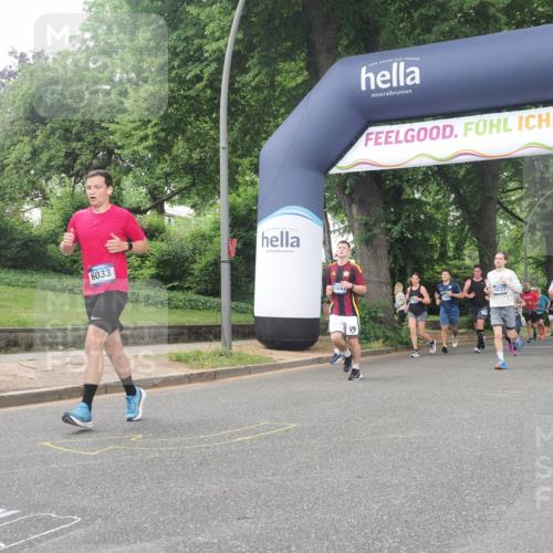 29.06.2025 - hella hamburg halbmarathon KatJ http://msf.ph/oto/8515032 29.06.2025 10:46:35 Zwischen KM18-KM19 2730, 4238, 6033, 6087, 6438, 6754, 8326 meine-sportfotos.de