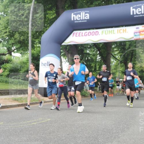 29.06.2025 - hella hamburg halbmarathon KatJ http://msf.ph/oto/8515099 29.06.2025 10:46:37 Zwischen KM18-KM19 1019, 1544, 2730, 4238, 6033, 6087, 6438, 6754, 8326 meine-sportfotos.de