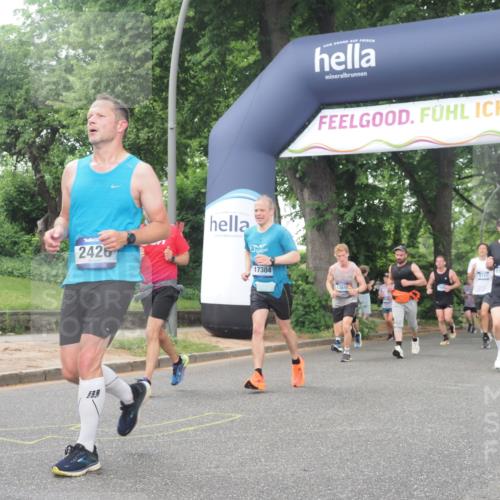 29.06.2025 - hella hamburg halbmarathon KatJ http://msf.ph/oto/8515225 29.06.2025 10:46:42 Zwischen KM18-KM19 1019, 1544, 2426, 2730, 6087, 6754 meine-sportfotos.de