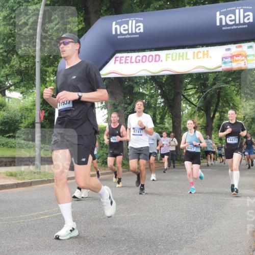29.06.2025 - hella hamburg halbmarathon KatJ http://msf.ph/oto/8515335 29.06.2025 10:46:44 Zwischen KM18-KM19 1019, 1544, 2426, 3780, 6327 meine-sportfotos.de