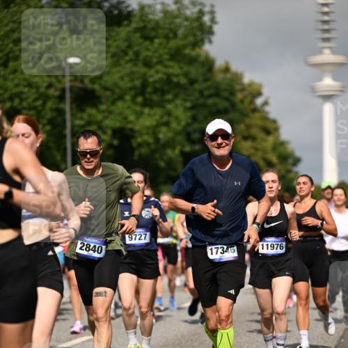 29.06.2025 - hella hamburg halbmarathon Dr. Thomas Lammeyer http://msf.ph/oto/8515395 29.06.2025 10:02:51 Kennedybrücke 1190, 1410, 1485, 1946, 1951, 1972, 2840, 2907, 3037, 3091, 3097, 3334, 3715, 3952, 4152, 4839, 5084, 5492, 6294, 6390, 6399, 6585, 6629, 6657, 6759, 7082, 7232, 7716, 7864, 8068, 8154, 8322, 8639, 8721, 8772, 8798, 9727, 9884, 10266, 10488, 10724, 11212 meine-sportfotos.de