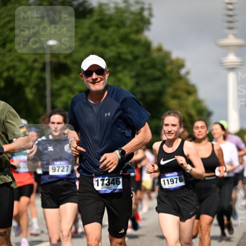 29.06.2025 - hella hamburg halbmarathon Dr. Thomas Lammeyer http://msf.ph/oto/8515432 29.06.2025 10:02:52 Kennedybrücke 1190, 1410, 1485, 1946, 1951, 1972, 2840, 2907, 3037, 3091, 3097, 3715, 3952, 4152, 4839, 5084, 5391, 5492, 6294, 6390, 6399, 6585, 6629, 6657, 7082, 7232, 7716, 7864, 8068, 8154, 8322, 8639, 8721, 8772, 8798, 9727, 9884, 10266, 10488, 10724, 11068, 11212 meine-sportfotos.de