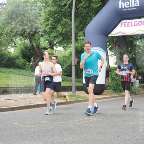 29.06.2025 - hella hamburg halbmarathon KatJ http://msf.ph/oto/8515666 29.06.2025 10:47:00 Zwischen KM18-KM19 1681, 2091, 2363, 3169, 3698, 4013, 5347, 6757 meine-sportfotos.de