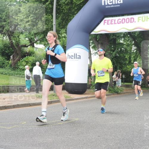 29.06.2025 - hella hamburg halbmarathon KatJ http://msf.ph/oto/8515732 29.06.2025 10:47:02 Zwischen KM18-KM19 1681, 2167, 2363, 3169, 3698, 4013, 5347, 6757 meine-sportfotos.de