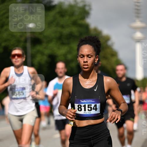 29.06.2025 - hella hamburg halbmarathon Dr. Thomas Lammeyer http://msf.ph/oto/8515791 29.06.2025 10:03:04 Kennedybrücke 1190, 1366, 1485, 1506, 1715, 1719, 1972, 2630, 2741, 2840, 2907, 2911, 3037, 3715, 4467, 4839, 5391, 5492, 5866, 6390, 6399, 6416, 6585, 7129, 7130, 7232, 7395, 7864, 8068, 8154, 8322, 8639, 8721, 8772, 8798, 9655, 9727, 9884, 9922, 10266, 10488, 11041, 11068 meine-sportfotos.de