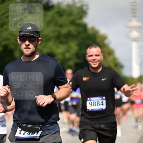 29.06.2025 - hella hamburg halbmarathon Dr. Thomas Lammeyer http://msf.ph/oto/8515846 29.06.2025 10:03:06 Kennedybrücke 1190, 1366, 1485, 1506, 1715, 1719, 1972, 2630, 2741, 2907, 2911, 3037, 3715, 4467, 4839, 5391, 5492, 5866, 6390, 6399, 6416, 6585, 7129, 7130, 7232, 7395, 7833, 7864, 8068, 8154, 8322, 8639, 8721, 8772, 8798, 9655, 9884, 9922, 10266, 10488, 11041, 11068 meine-sportfotos.de