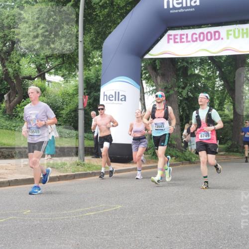 29.06.2025 - hella hamburg halbmarathon KatJ http://msf.ph/oto/8515863 29.06.2025 10:47:07 Zwischen KM18-KM19 2167, 3169, 3698, 5272, 5347, 8749 meine-sportfotos.de