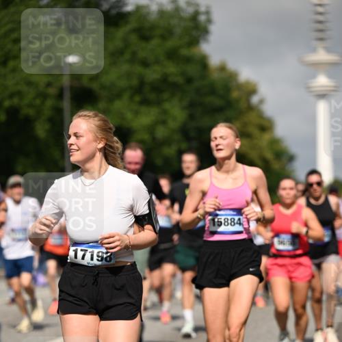 29.06.2025 - hella hamburg halbmarathon Dr. Thomas Lammeyer http://msf.ph/oto/8515967 29.06.2025 10:03:10 Kennedybrücke 1366, 1485, 1506, 1715, 1719, 1972, 2630, 2741, 2911, 3715, 4120, 4467, 4839, 5391, 5457, 5458, 5465, 5492, 5866, 6390, 6399, 6416, 6585, 7129, 7130, 7395, 7833, 7864, 8154, 8322, 8509, 8652, 8772, 8798, 9142, 9655, 9884, 9922, 10266, 10488, 11041, 11068 meine-sportfotos.de